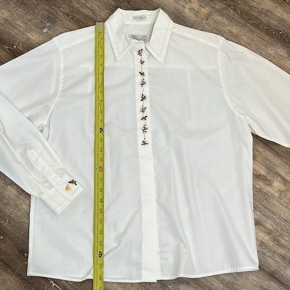 Vitg Embroidered Christmas Holly White Button Up Shirt Womens Size 10 Anne Elise - Picture 10 of 15